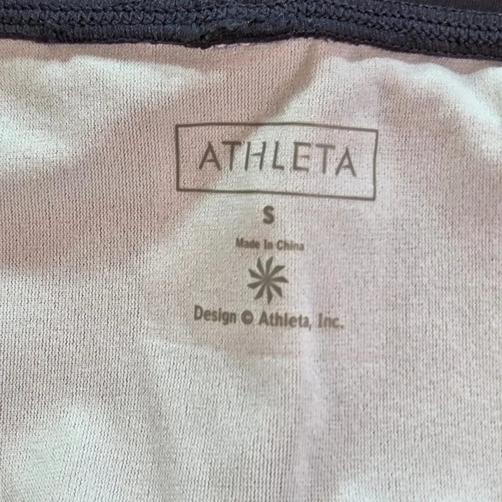 Athleta Swim Shorts Womens Small Grey Paisley Board Shorts Built-in Liner Active